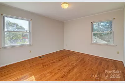 9 Guinevere Court, Asheville, NC 28806 - Photo 14