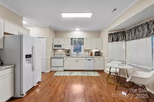 3029 Foxborough Ct, Gastonia, NC 28056 - Photo 10