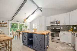 1901 Edgewater Dr, Charlotte, NC 28210 - Photo 4