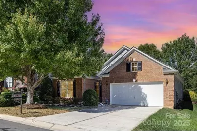 977 Platinum Drive, Fort Mill, SC 29708 - Photo 1
