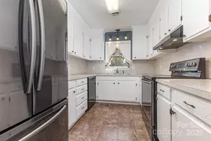 110 Jason Ct, Fort Mill, SC 29715 - Photo 10