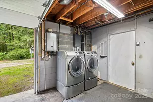 3214 Debbie Dr, Hendersonville, NC 28791 - Photo 20