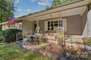 3214 Debbie Dr, Hendersonville, NC 28791 - Photo 6