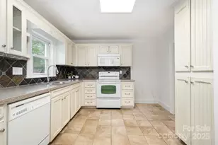 519 S Clay St, Gastonia, NC 28052 - Photo 8