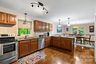 331 Pinnacle Ridge Rd, Beech Mountain, NC 28604 - Photo 14