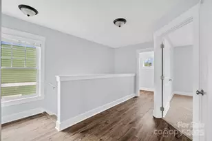 27 Walnut Springs Dr, Asheville, NC 28804 - Photo 18