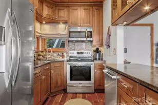 80 Slickrock Rd, Burnsville, NC 28714 - Photo 12