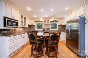 10 Riverview Cir, Granite Falls, NC 28630 - Photo 6