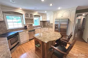 10 Riverview Cir, Granite Falls, NC 28630 - Photo 6