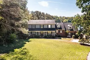 10 Riverview Cir, Granite Falls, NC 28630 - Photo 1