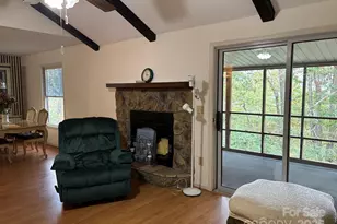 655 Overlook Dr, Spruce Pine, NC 28777 - Photo 2