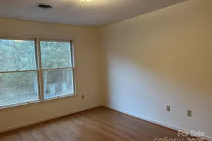 655 Overlook Dr, Spruce Pine, NC 28777 - Photo 20