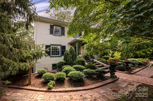 303 Country Club Rd, Asheville, NC 28804 - Photo 2