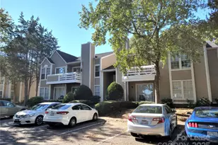 9607 Vinca Cir, Charlotte, NC 28213 - Photo 2