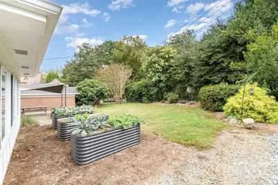 3801 Barclay Downs Drive, Charlotte, NC 28209 - Photo 32