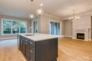 305 Audrey Pl, Charlotte, NC 28226 - Photo 12