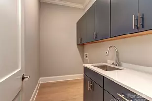 305 Audrey Pl, Charlotte, NC 28226 - Photo 14