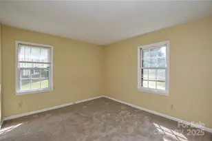 902 Eldorado Ave, Charlotte, NC 28262 - Photo 22