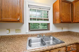 902 Eldorado Ave, Charlotte, NC 28262 - Photo 16