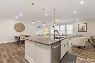 6033 Mariemont Cir, Charlotte, NC 28226 - Photo 22