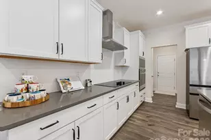 6033 Mariemont Cir, Charlotte, NC 28226 - Photo 20