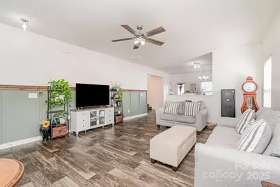 829 Georgia Oak Lane, Landis, NC 28088 - Photo 4