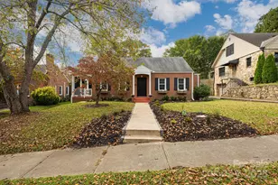 11 Colonial Pl, Asheville, NC 28804 - Photo 2