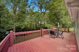 4168 Forest Point Dr, Hickory, NC 28602 - Photo 34