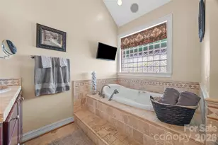 5650 Riverfront Rd, Clover, SC 29710 - Photo 14