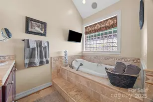 5650 Riverfront Rd, Clover, SC 29710 - Photo 14