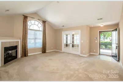 4733 Polo Gate Boulevard, Charlotte, NC 28216 - Photo 8