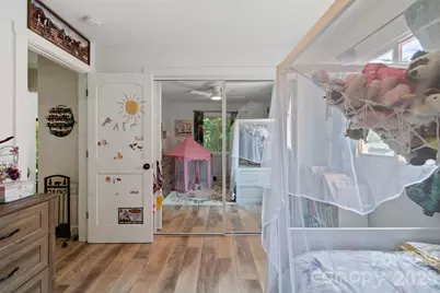 300 Wilson Drive, Brevard, NC 28712 - Photo 10