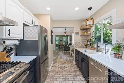 300 Wilson Drive, Brevard, NC 28712 - Photo 2