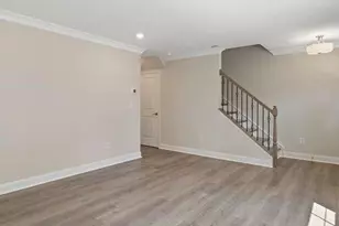 4028 Hidden Oaks Dr, Charlotte, NC 28205 - Photo 4