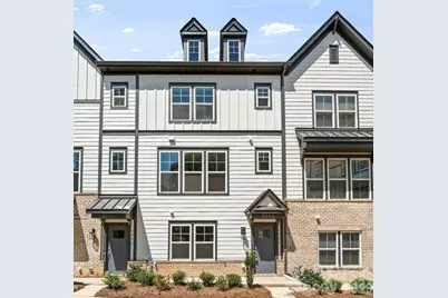 4028 Hidden Oaks Drive, Charlotte, NC 28205 - Photo 2