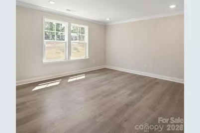 4028 Hidden Oaks Drive, Charlotte, NC 28205 - Photo 6