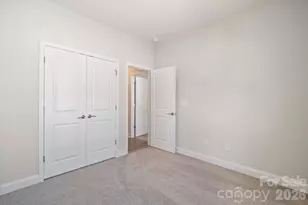 4028 Hidden Oaks Dr, Charlotte, NC 28205 - Photo 20