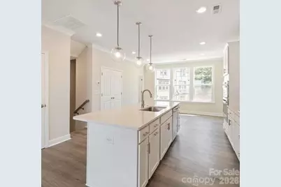 4028 Hidden Oaks Drive, Charlotte, NC 28205 - Photo 10