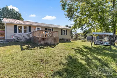 364 Greenlea Circle, Taylorsville, NC 28681 - Photo 2