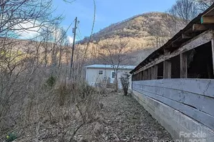 296 Bee Branch Rd, Bryson City, NC 28713 - Photo 24