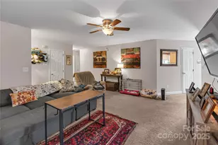 1213 Sandra Ct, Belmont, NC 28012 - Photo 6