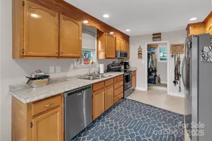 1213 Sandra Ct, Belmont, NC 28012 - Photo 8