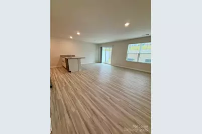 5141 Hyrule Drive, Charlotte, NC 28262 - Photo 6