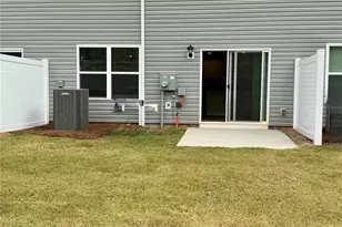 5141 Hyrule Dr, Charlotte, NC 28262 - Photo 12