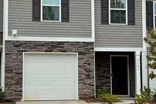 5141 Hyrule Dr, Charlotte, NC 28262 - Photo 2