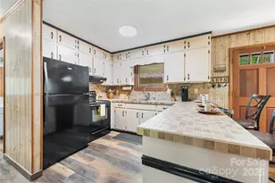 275 Knob Hl Ests Rd, Sylva, NC 28779 - Photo 8