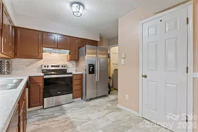 7259 Winery Lane, Charlotte, NC 28227 - Photo 14