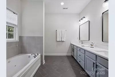 3927 Arbor Lane, Charlotte, NC 28209 - Photo 20