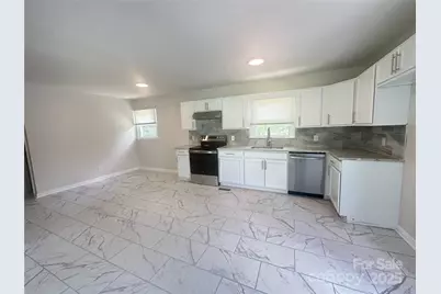 2021 Hollandale Drive, Gastonia, NC 28054 - Photo 4