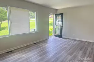 2021 Hollandale Dr, Gastonia, NC 28054 - Photo 10